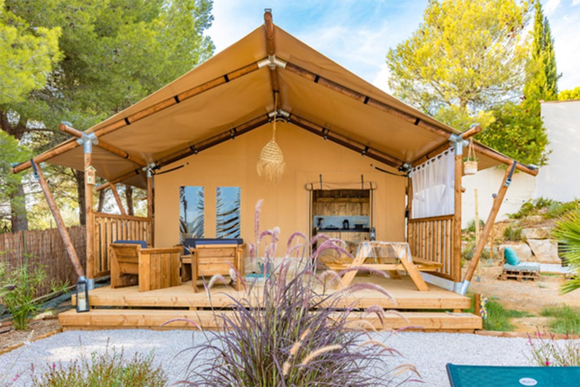Camping Le Val De Cesse Mirepeisset Exteriör bild